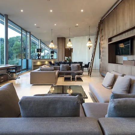 Villa Vagabunda Luxury 6 Bedroom For Rent Roca Llisa