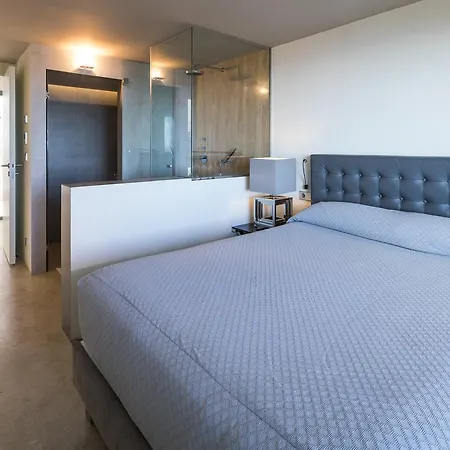 Villa Vagabunda Luxury 6 Bedroom For Rent Roca Llisa