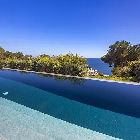 Vagabunda Luxury 6 Bedroom For Rent