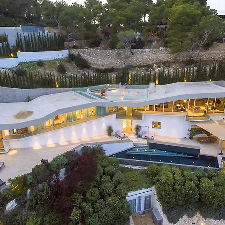 Villa Vagabunda Luxury 6 Bedroom For Rent Roca Llisa